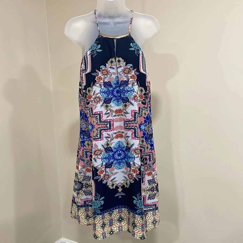 Luxology sleeveless aztec inspired dress. Size 8 M medium